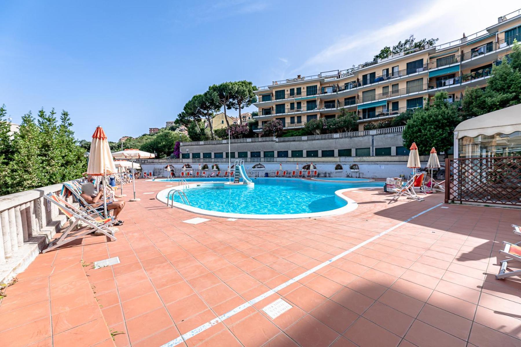 Apartamento La Dimora Della Lullu, Luxury Pietra Ligure Exterior foto